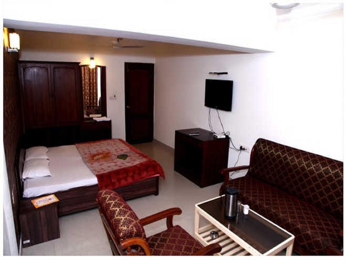 Hotel Haryana Chandigarh Exterior photo